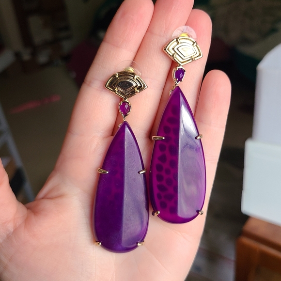 Kendra Scott Vintage Sher Earrings in Gold and Purple Agate